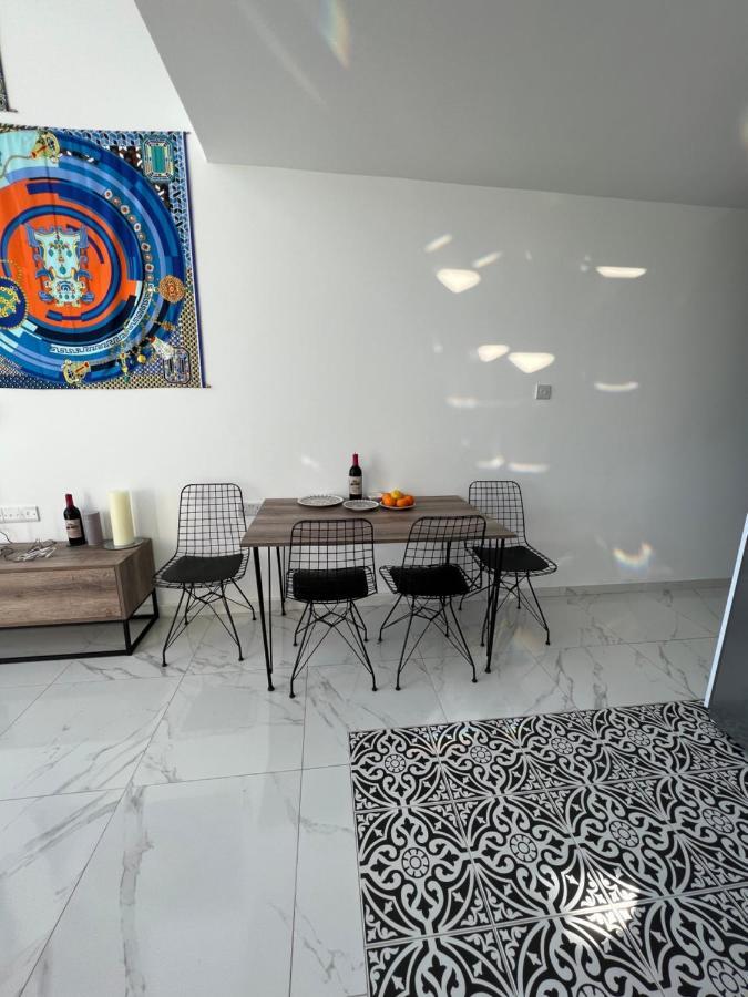 Hermes Penthouse Akanthou Exterior photo